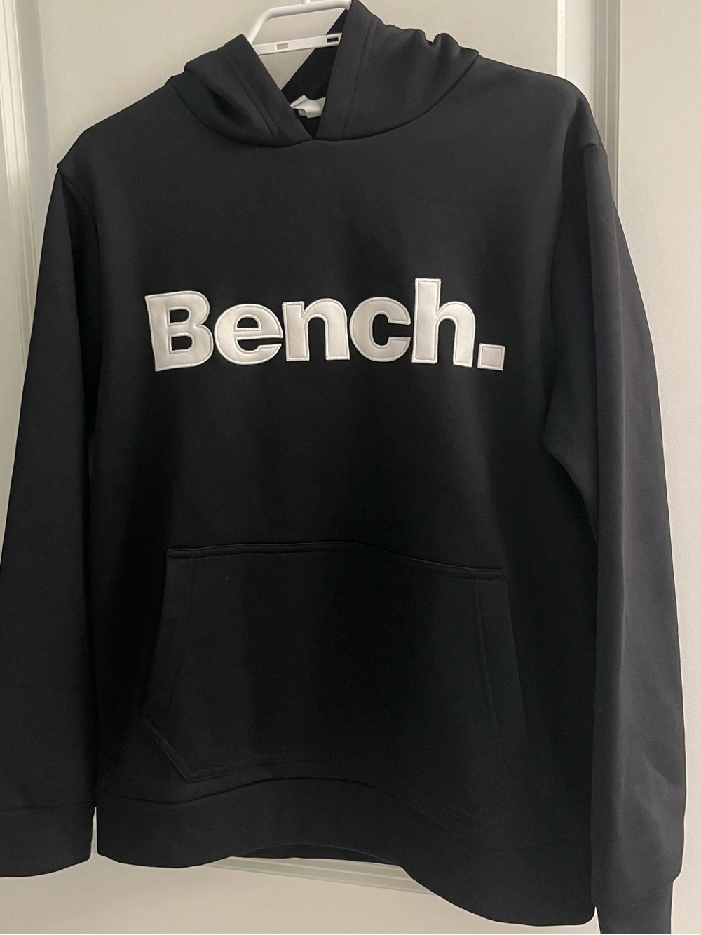 Bench Black Pullover Logo Hoodie – Size M